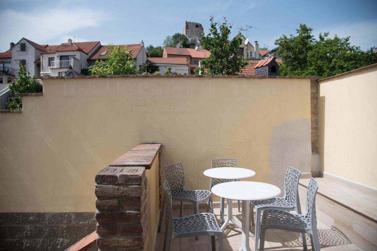 Apartmán Veritas Mikulov Exterior foto
